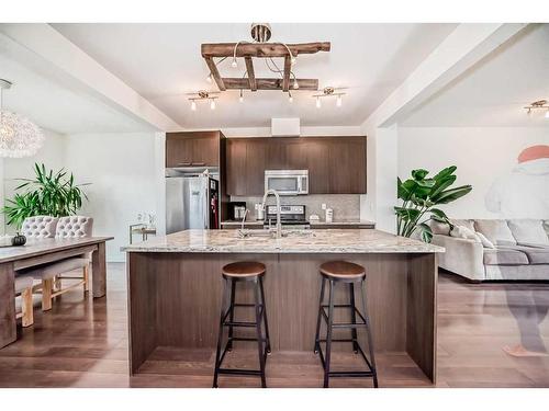 73-300 Marina Drive, Chestermere, AB - Indoor Photo Showing Kitchen