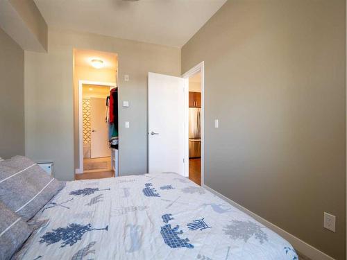 314-22 Auburn Bay Link Se, Calgary, AB - Indoor Photo Showing Bedroom