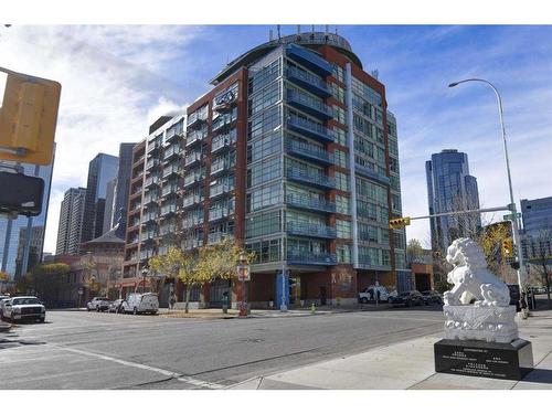 304-205 Riverfront Avenue Sw, Calgary, AB - Outdoor With Facade