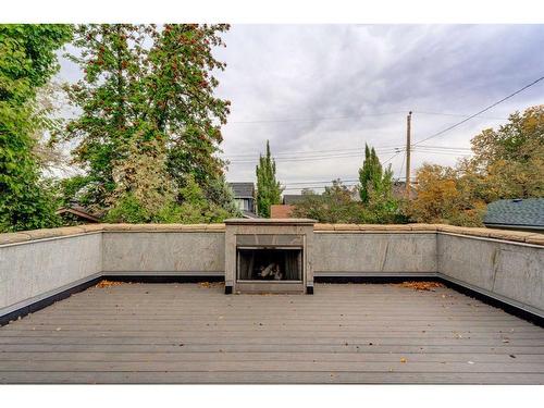 338 Superior Avenue Sw, Calgary, AB - Outdoor