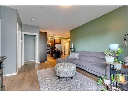 2210-215 Legacy Boulevard Se, Calgary, AB - Indoor Photo Showing Living Room