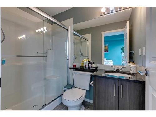 2210-215 Legacy Boulevard Se, Calgary, AB - Indoor Photo Showing Bathroom