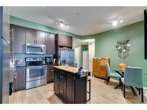 2210-215 Legacy Boulevard Se, Calgary, AB - Indoor Photo Showing Kitchen