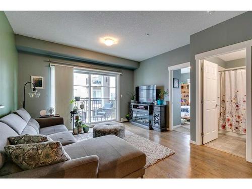 2210-215 Legacy Boulevard Se, Calgary, AB - Indoor Photo Showing Living Room