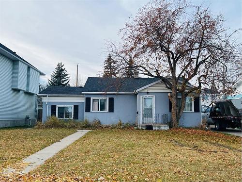 1417 42 Street Sw, Calgary, AB - Outdoor With Facade