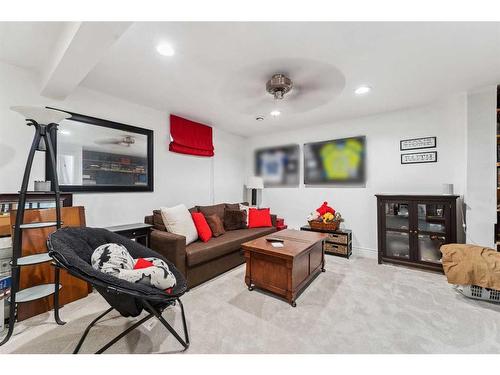 108 Bedford Circle Ne, Calgary, AB - Indoor Photo Showing Living Room