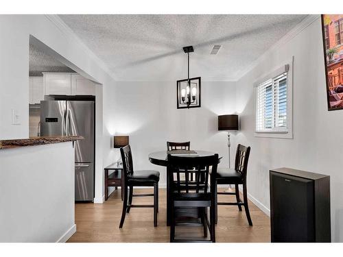 15 Cedar Springs Gardens Sw, Calgary, AB - Indoor Photo Showing Dining Room