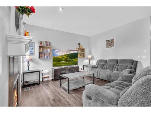 178 Chaparral Valley Way Se, Calgary, AB - Indoor Photo Showing Living Room