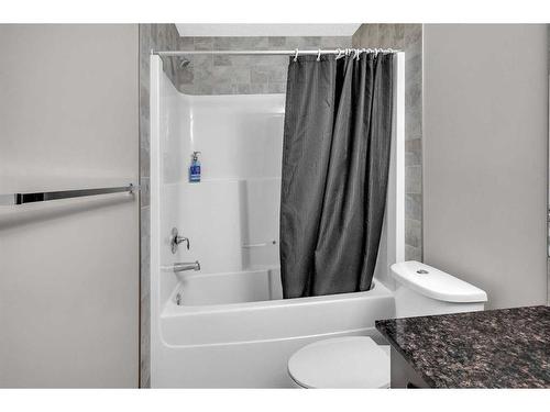 178 Chaparral Valley Way Se, Calgary, AB - Indoor Photo Showing Bathroom