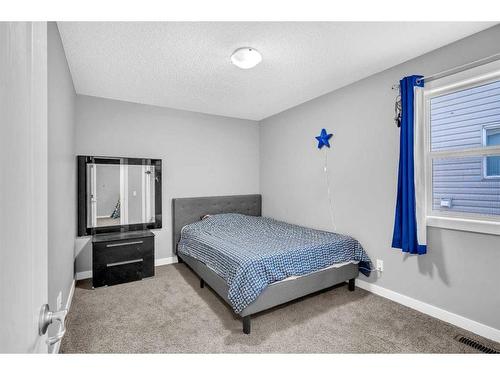 178 Chaparral Valley Way Se, Calgary, AB - Indoor Photo Showing Bedroom