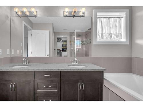 178 Chaparral Valley Way Se, Calgary, AB - Indoor Photo Showing Bathroom