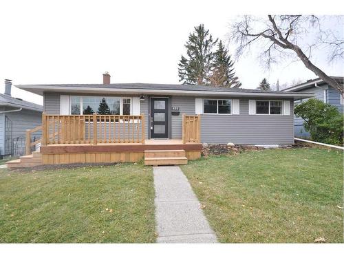 655 84 Avenue Sw, Calgary, AB - Outdoor With Deck Patio Veranda