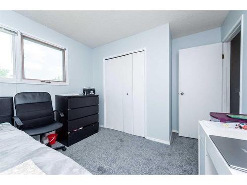 184 Whitaker Close Ne, Calgary, AB - Indoor Photo Showing Bedroom