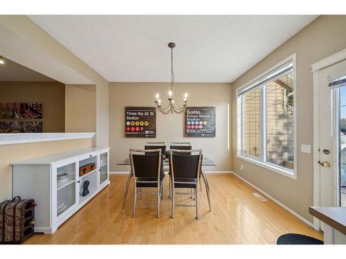 72 Inverness Square Se, Calgary, AB - Indoor