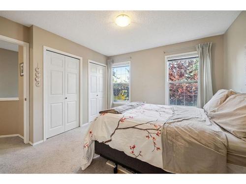 72 Inverness Square Se, Calgary, AB - Indoor Photo Showing Bedroom