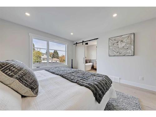 228 20 Avenue Nw, Calgary, AB - Indoor Photo Showing Bedroom