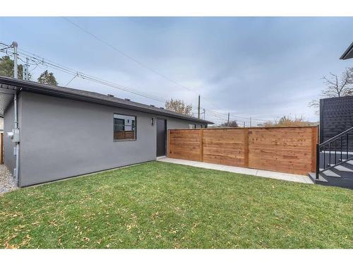 228 20 Avenue Nw, Calgary, AB - Outdoor With Exterior