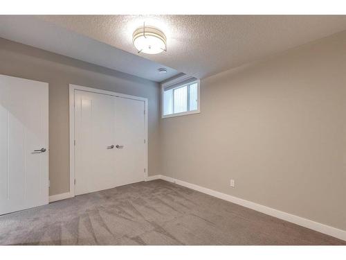 3818 Sarcee Road Sw, Calgary, AB - Indoor Photo Showing Other Room