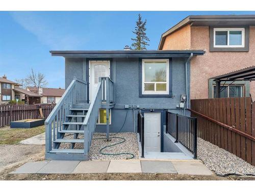 108 Pinecliff Close Ne, Calgary, AB - Outdoor