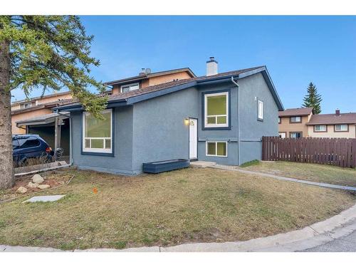 108 Pinecliff Close Ne, Calgary, AB - Outdoor