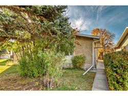 11 Rundlelawn Court NE Calgary, AB T1Y 3H3