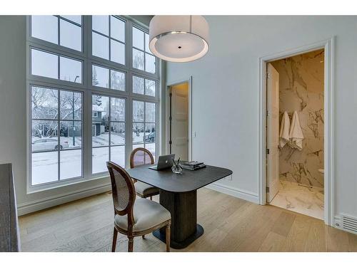 1055 Kerfoot Crescent Sw, Calgary, AB - Indoor Photo Showing Dining Room