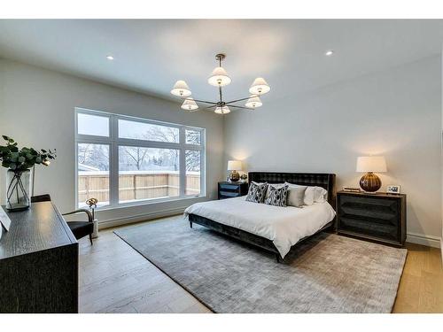 1055 Kerfoot Crescent Sw, Calgary, AB - Indoor Photo Showing Bedroom