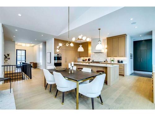 1055 Kerfoot Crescent Sw, Calgary, AB - Indoor Photo Showing Dining Room