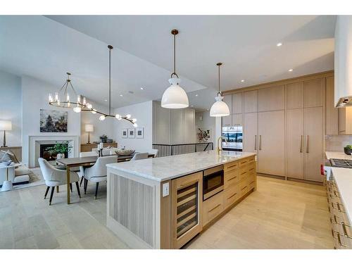 1055 Kerfoot Crescent Sw, Calgary, AB - Indoor Photo Showing Kitchen With Upgraded Kitchen