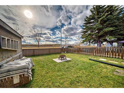 1-524 1 Street East, Cochrane, AB - Outdoor