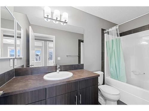 42 Redstone Manor Ne, Calgary, AB - Indoor Photo Showing Bathroom