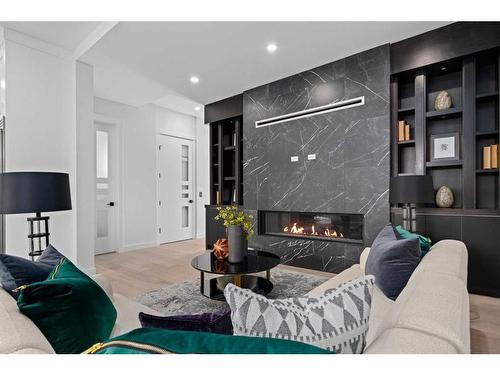 2038 30 Avenue Sw, Calgary, AB - Indoor With Fireplace