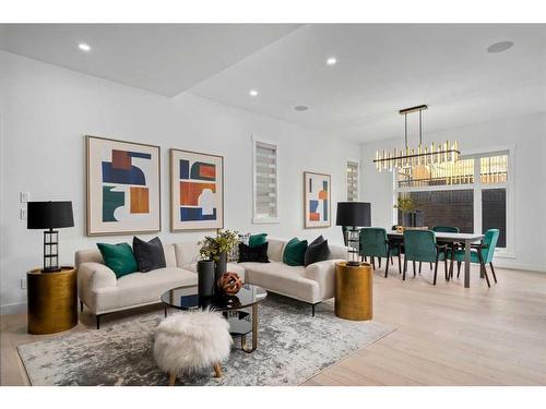 2038 30 Avenue Sw, Calgary, AB - Indoor Photo Showing Living Room