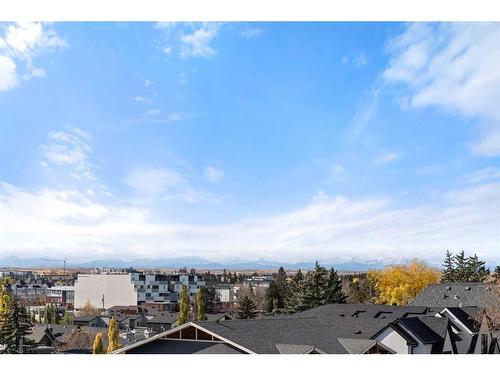 2038 30 Avenue Sw, Calgary, AB - Outdoor With View