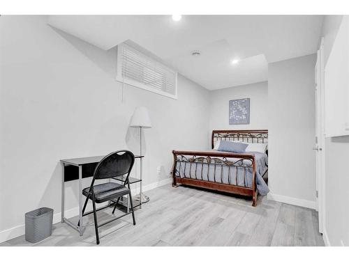 2137 Ravensdun Crescent Se, Airdrie, AB - Indoor Photo Showing Bedroom