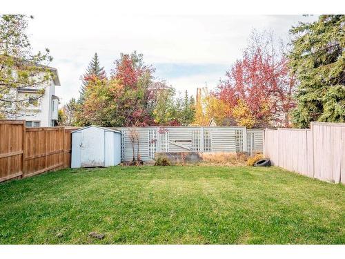 1016 Woodview Crescent Sw, Calgary, AB - Outdoor