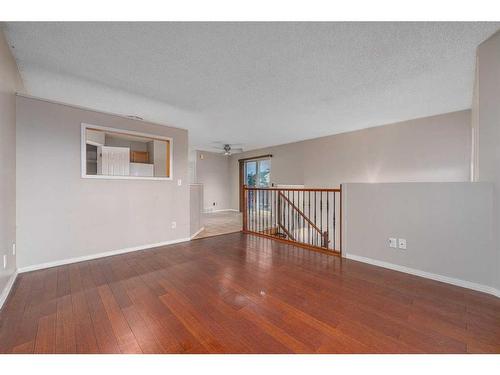 70 Applemead Court Se, Calgary, AB - Indoor Photo Showing Other Room