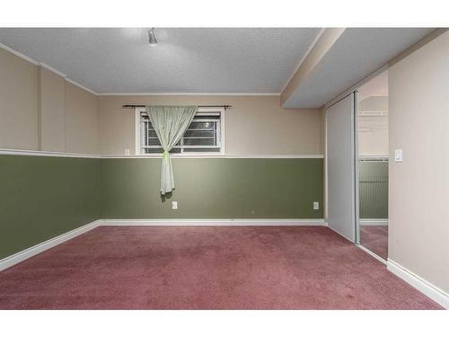 70 Applemead Court Se, Calgary, AB - Indoor Photo Showing Other Room