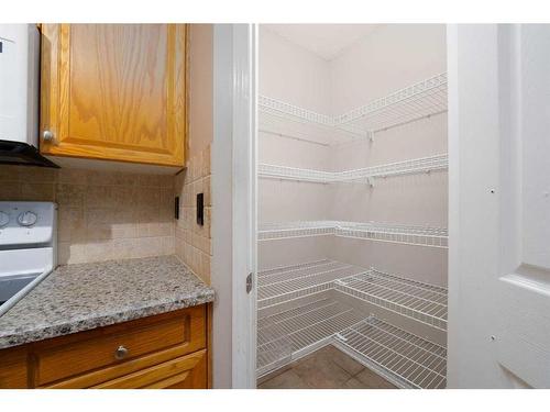 70 Applemead Court Se, Calgary, AB - Indoor With Storage