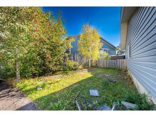 24 Martingrove Mews Ne, Calgary, AB 