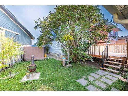 24 Martingrove Mews Ne, Calgary, AB 