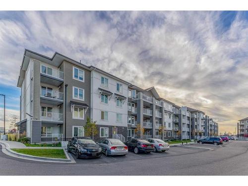 2319-6118 80 Avenue Ne, Calgary, AB - Outdoor With Balcony With Facade