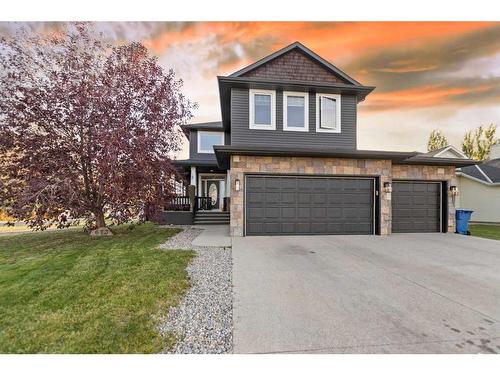 673 Victoria Beach Bay, Chestermere, AB - Outdoor With Facade