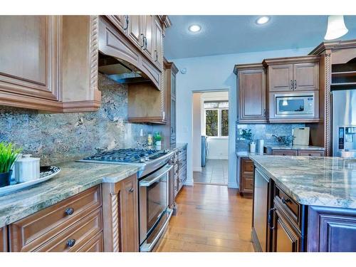 869 East Chestermere Drive, Chestermere, AB - Indoor Photo Showing Kitchen With Stainless Steel Kitchen With Upgraded Kitchen