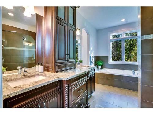 869 East Chestermere Drive, Chestermere, AB - Indoor Photo Showing Bathroom