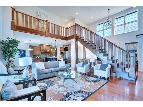 869 East Chestermere Drive, Chestermere, AB - Indoor Photo Showing Living Room