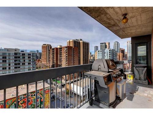 1210-540 14 Avenue Sw, Calgary, AB - Outdoor With Balcony