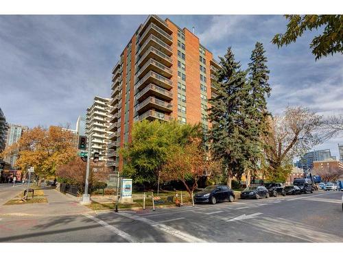 1210-540 14 Avenue Sw, Calgary, AB - Outdoor With Balcony With Facade