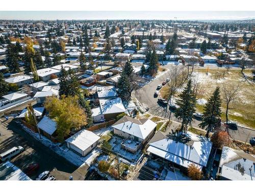 20 Rossburn Crescent Sw, Calgary, AB - Outdoor With View