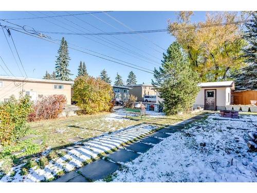 20 Rossburn Crescent Sw, Calgary, AB - Outdoor